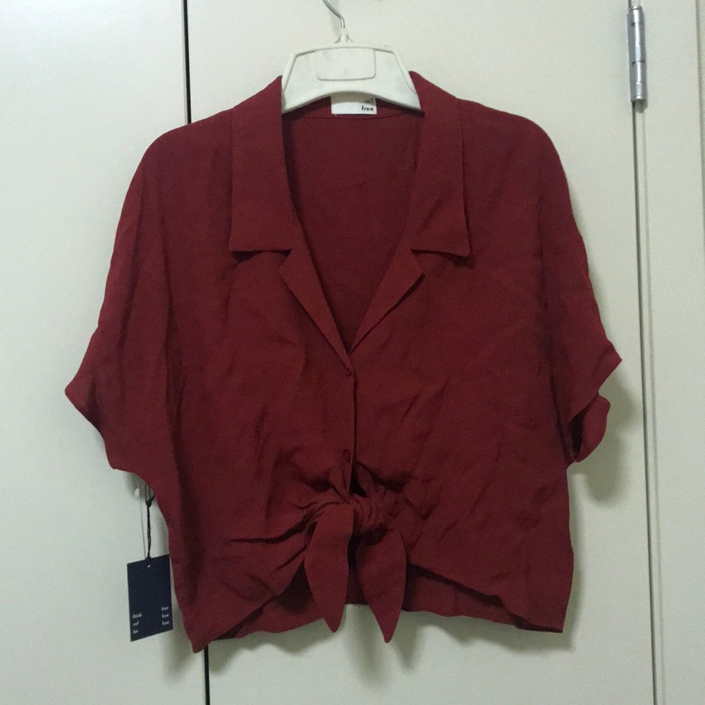 Aritzia Wilfred free tie front top